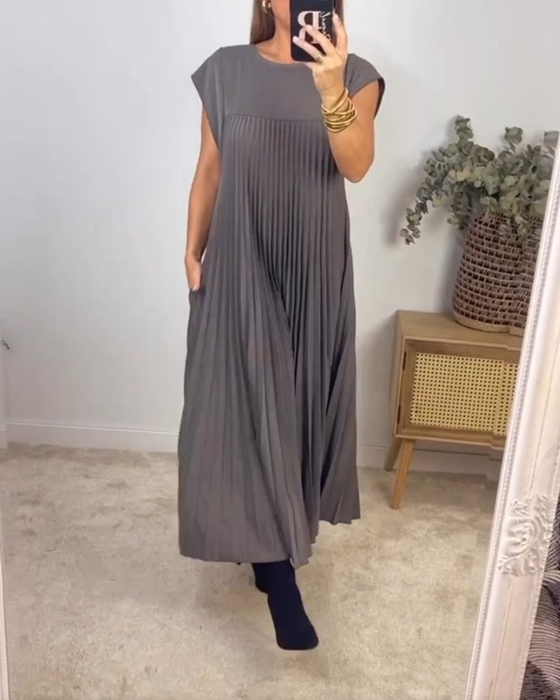 Lucille | Comfortable Pleated Dress