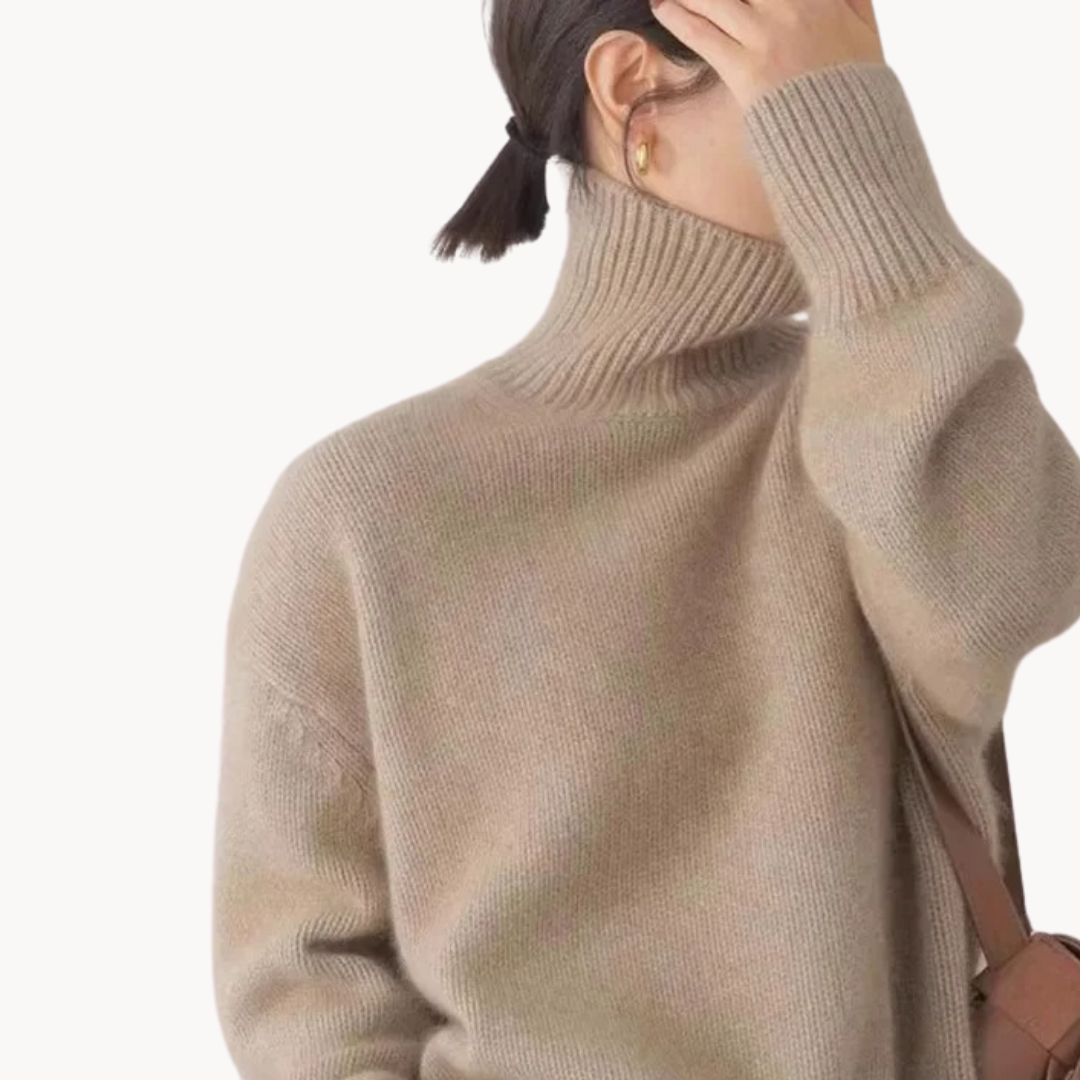 Amélie - Luxe Fine-Knit Turtleneck