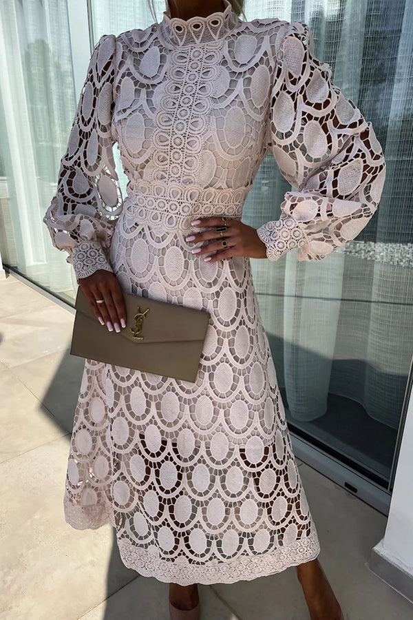 Noor | Lace Elegance Dress