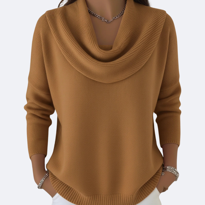 Giulia | Cozy Ruffle-Neck Sweater