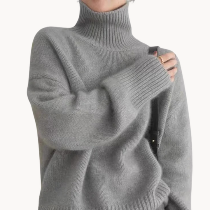 Amélie - Luxe Fine-Knit Turtleneck