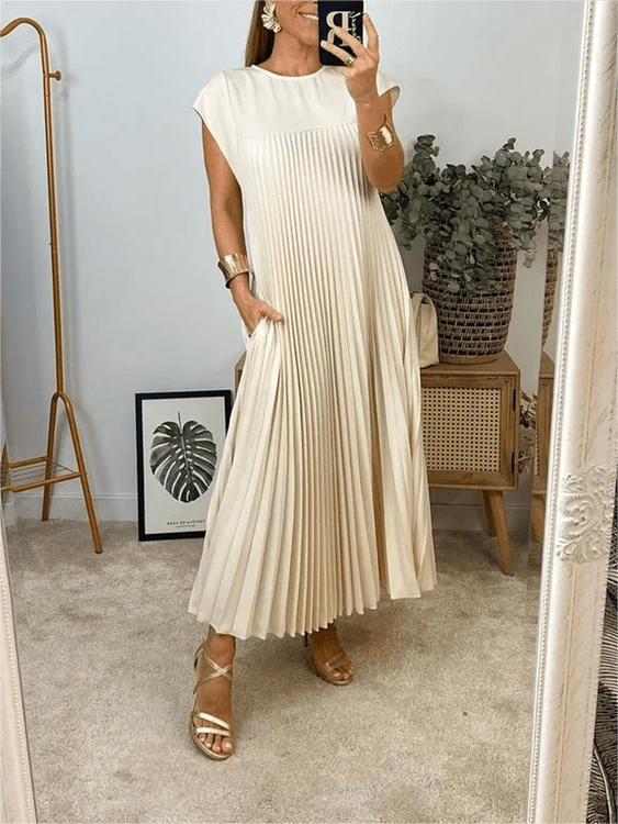 Sandra | Elegant Pleated Dress