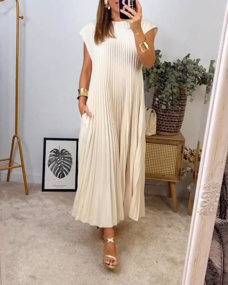 Lucille | Comfortable Pleated Dress