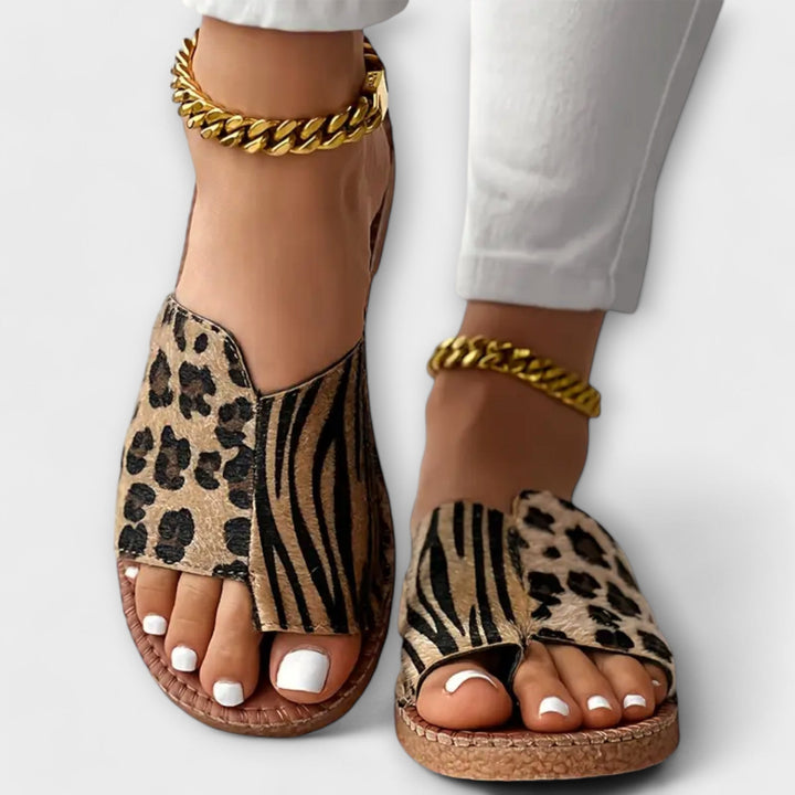 Zyrell | Chic Leopard Mules