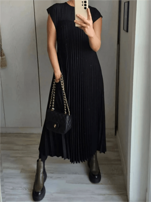 Sandra | Elegant Pleated Dress