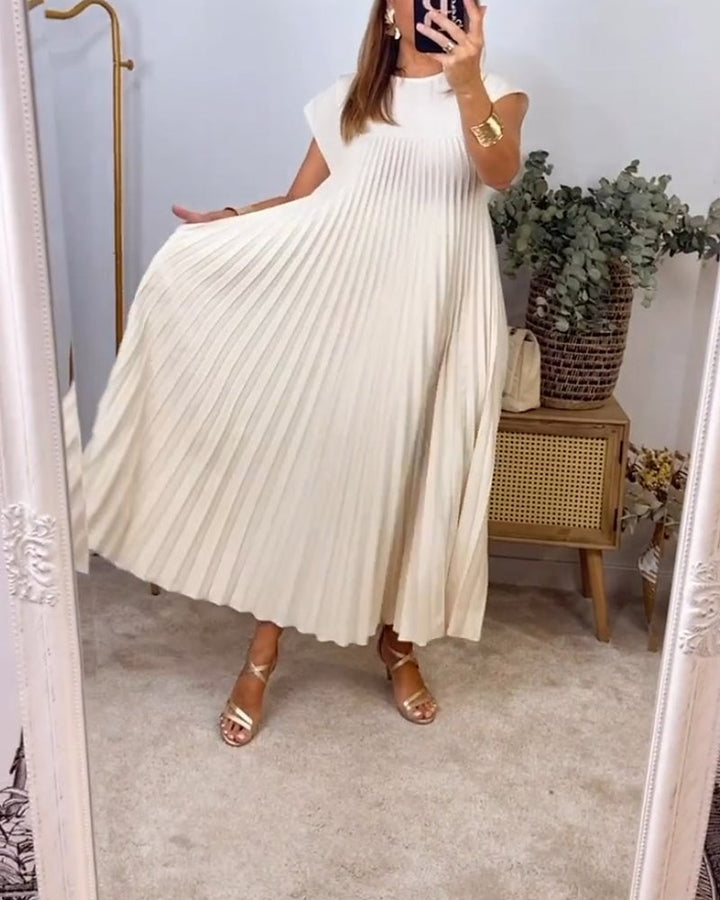 Lucille | Comfortable Pleated Dress