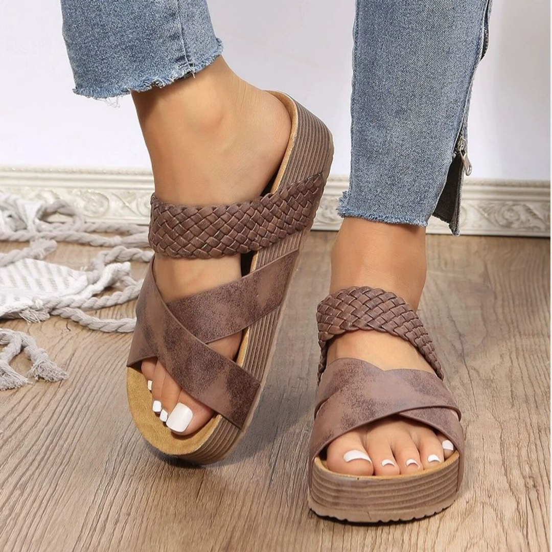 Tamara | Orthopaedic Sandals
