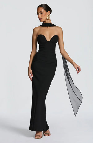 Alba | Sculpted Muse Maxi Dress - Black