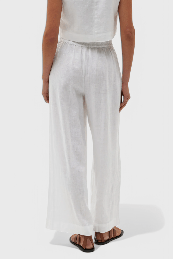 Avelina | Minimalist Linen Set