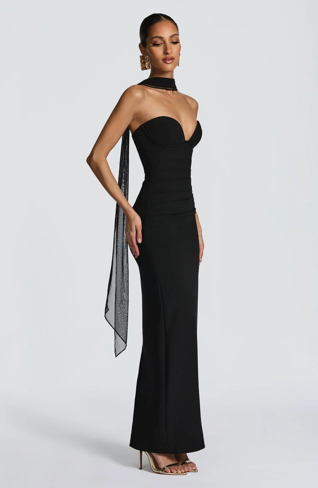 Alba | Sculpted Muse Maxi Dress - Black