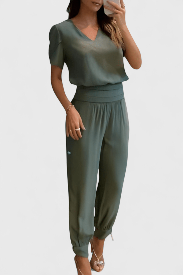 Cassandra | Elegant Comfort Set