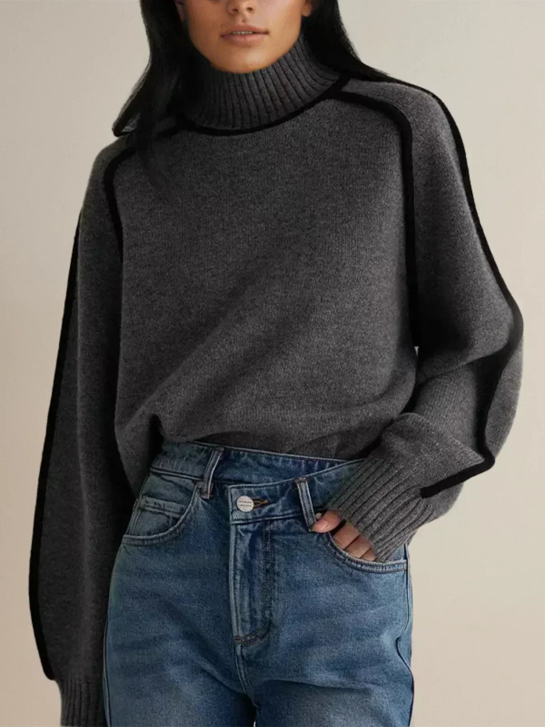 Esmé - Contrast Trim Turtleneck