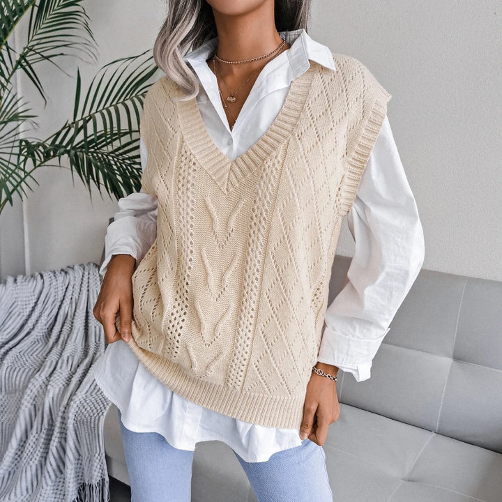 Lena - Cable Knit Vest