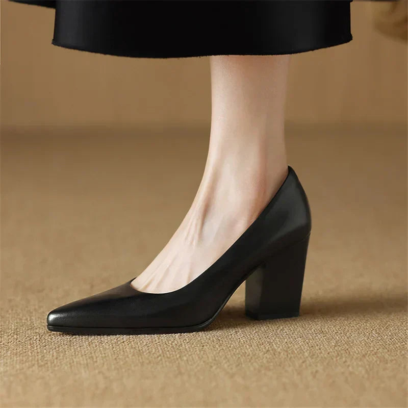 Yara | Elegant Pumps