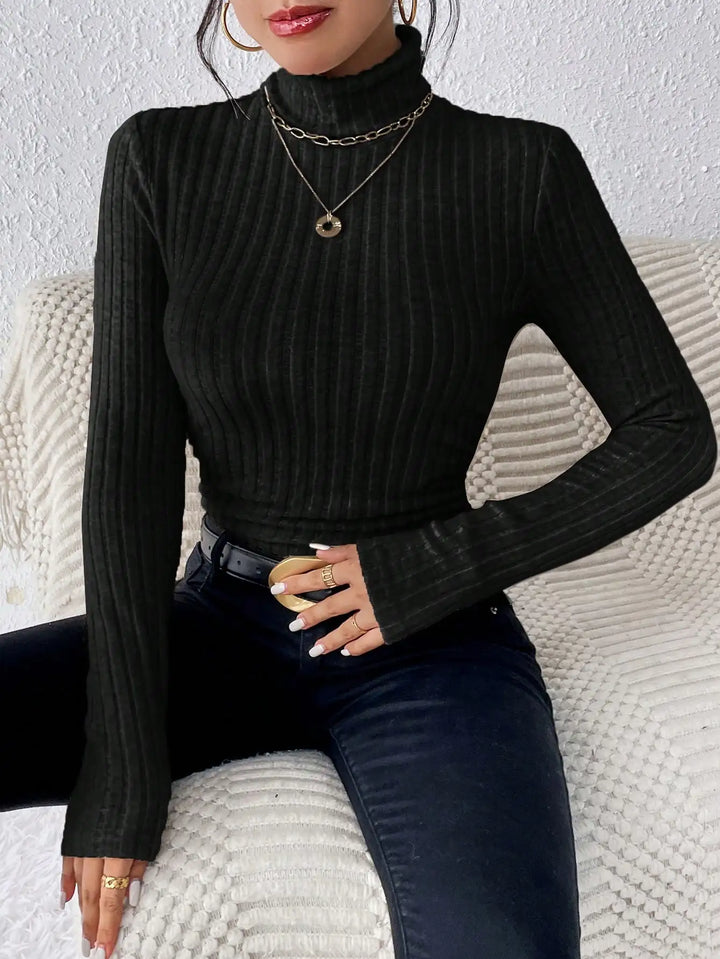 Raya - Ribbed Roll Neck