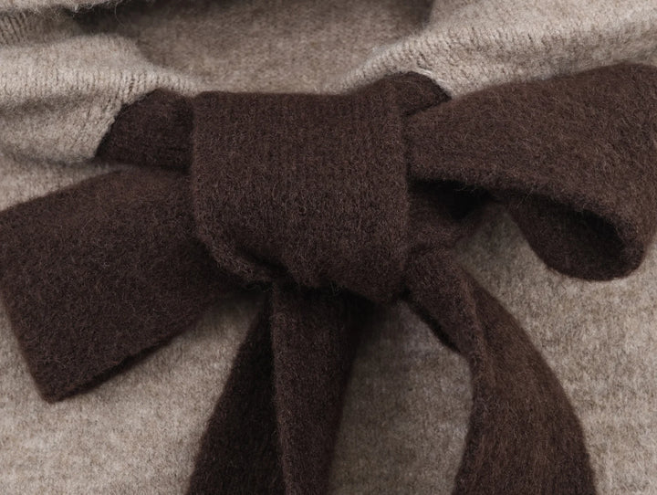 Mila - Bow Hooded Knit