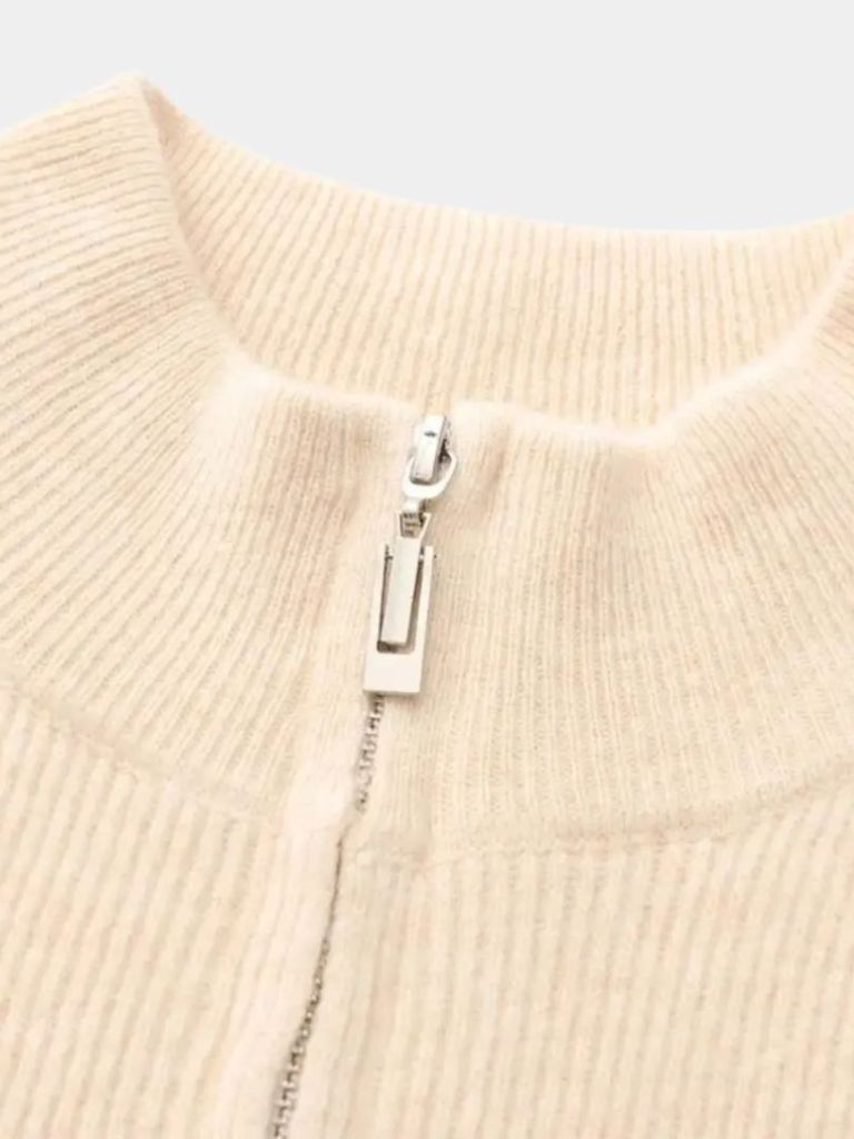 Crownridge | Cashmere Logo Sweater