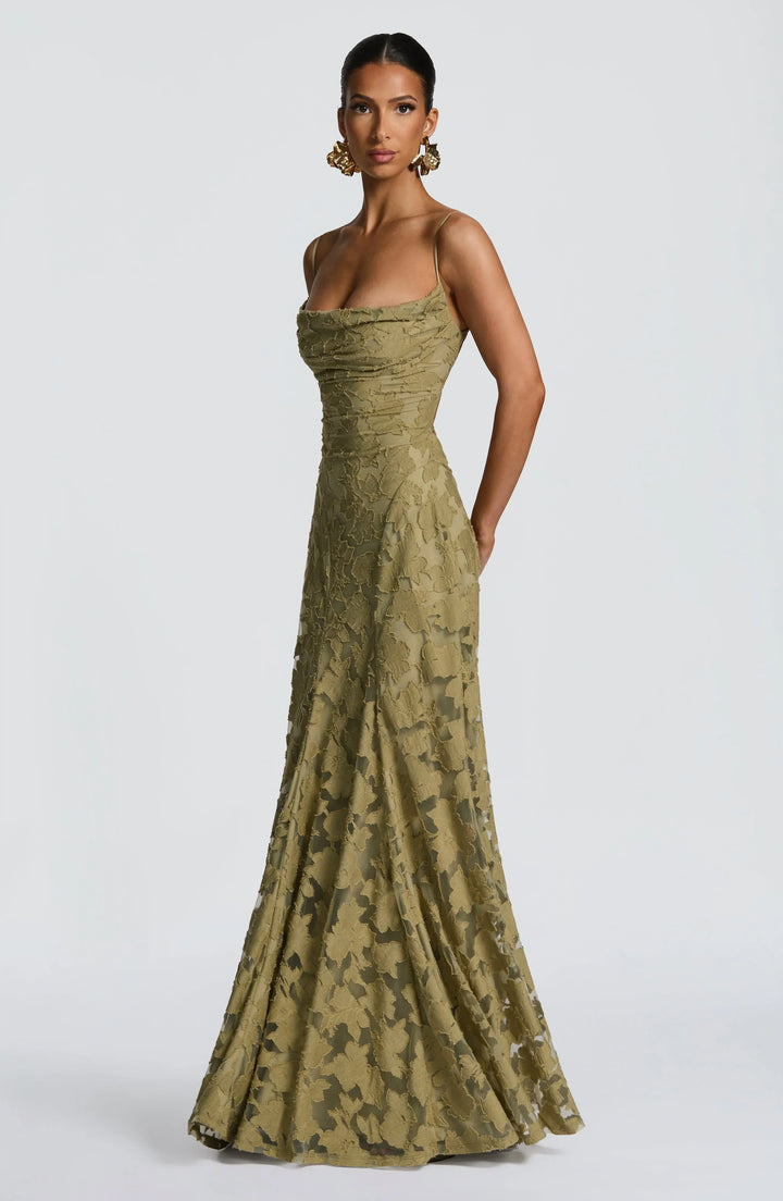 Cristina | Flowing Elegance Maxi Dress - Sage Green