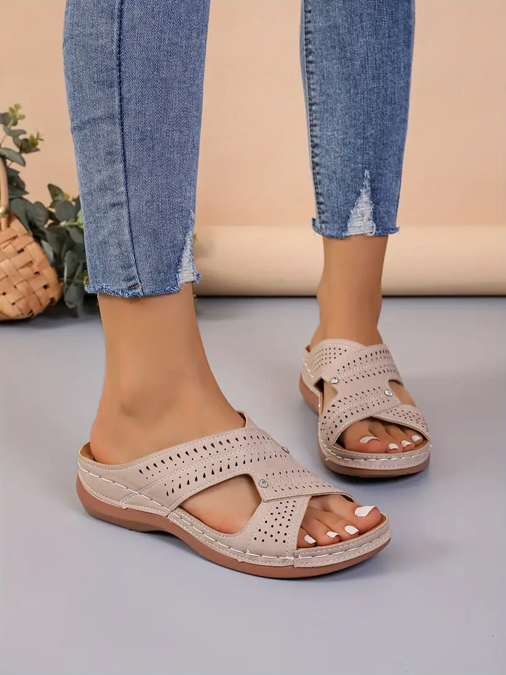 Claudia | Orthopaedic Sandals