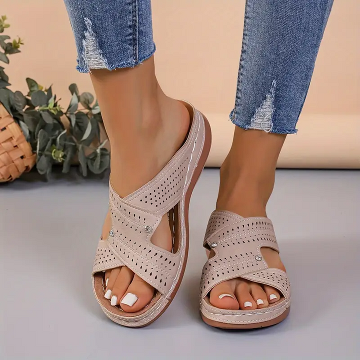 Claudia | Orthopaedic Sandals