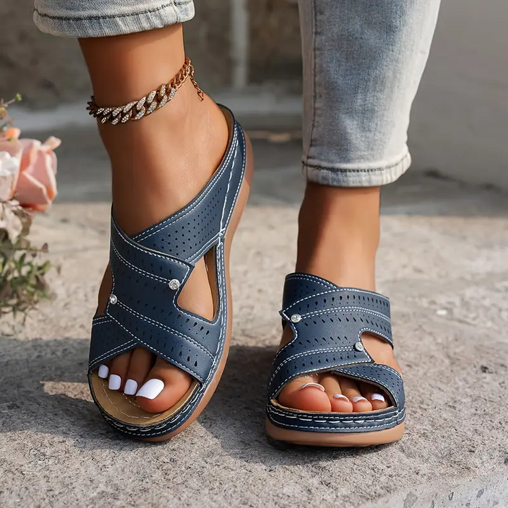 Claudia | Orthopaedic Sandals
