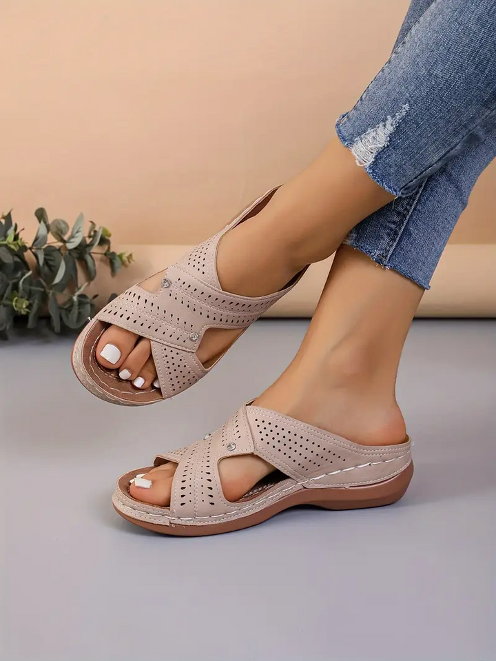 Claudia | Orthopaedic Sandals