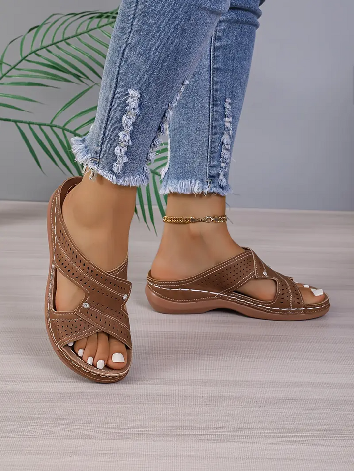 Claudia | Orthopaedic Sandals