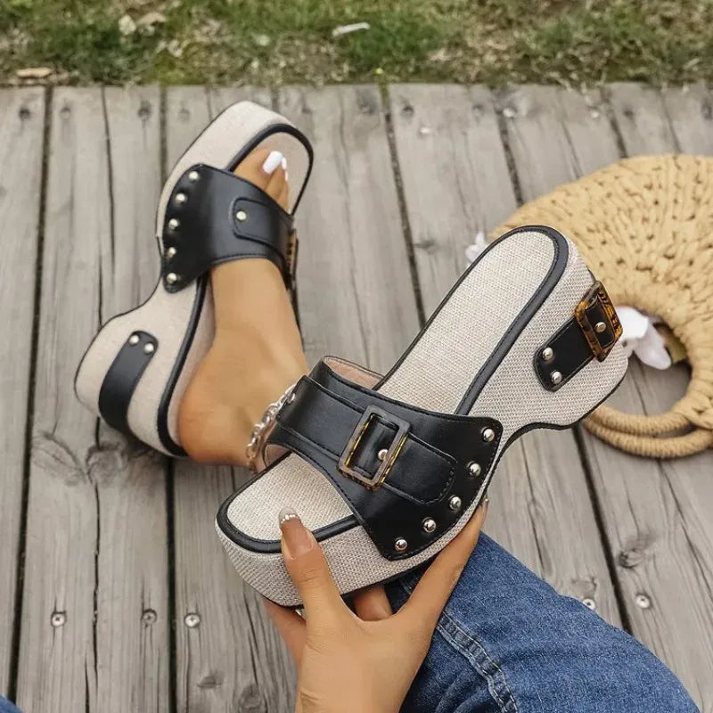 Almudena | Platform Sandals