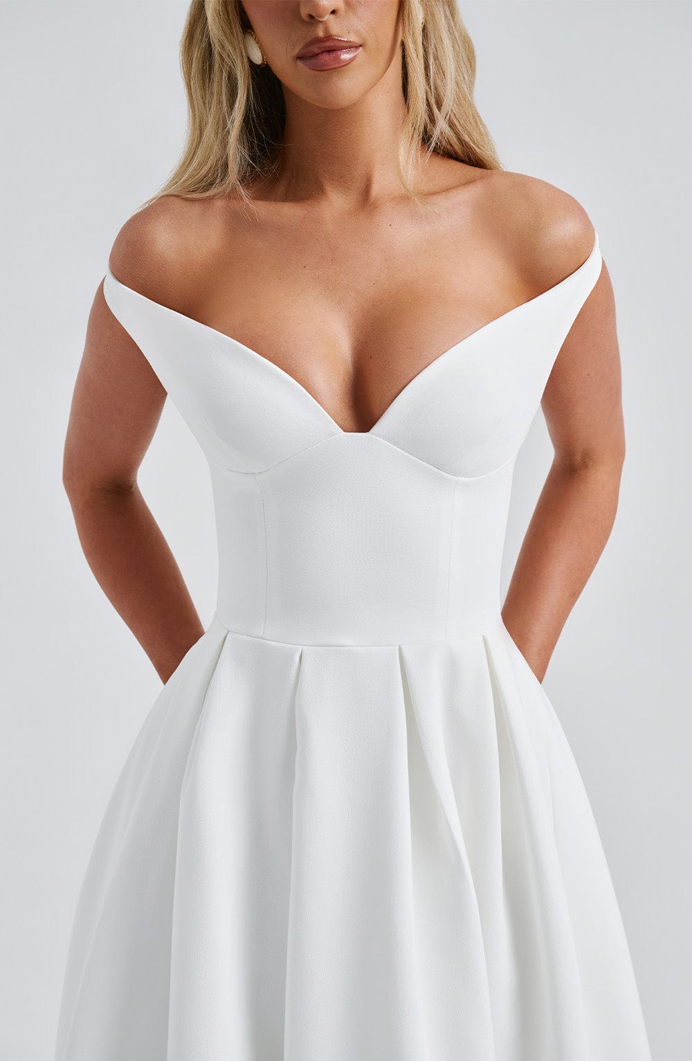 Lanetta | Pleated Midi Dress - Ivory
