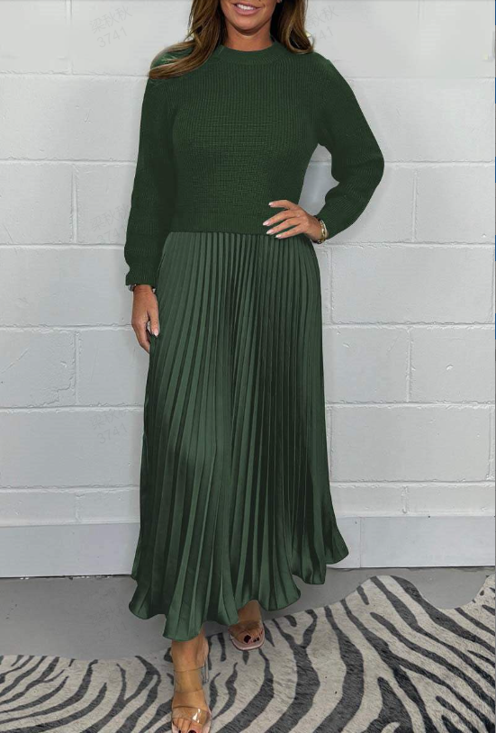 Rosalie | Patchwork Sweatshirt &amp; Pleated Dress Set