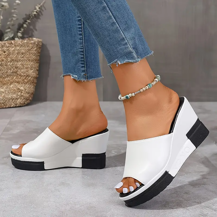 Veronica | Orthopaedic Sandals